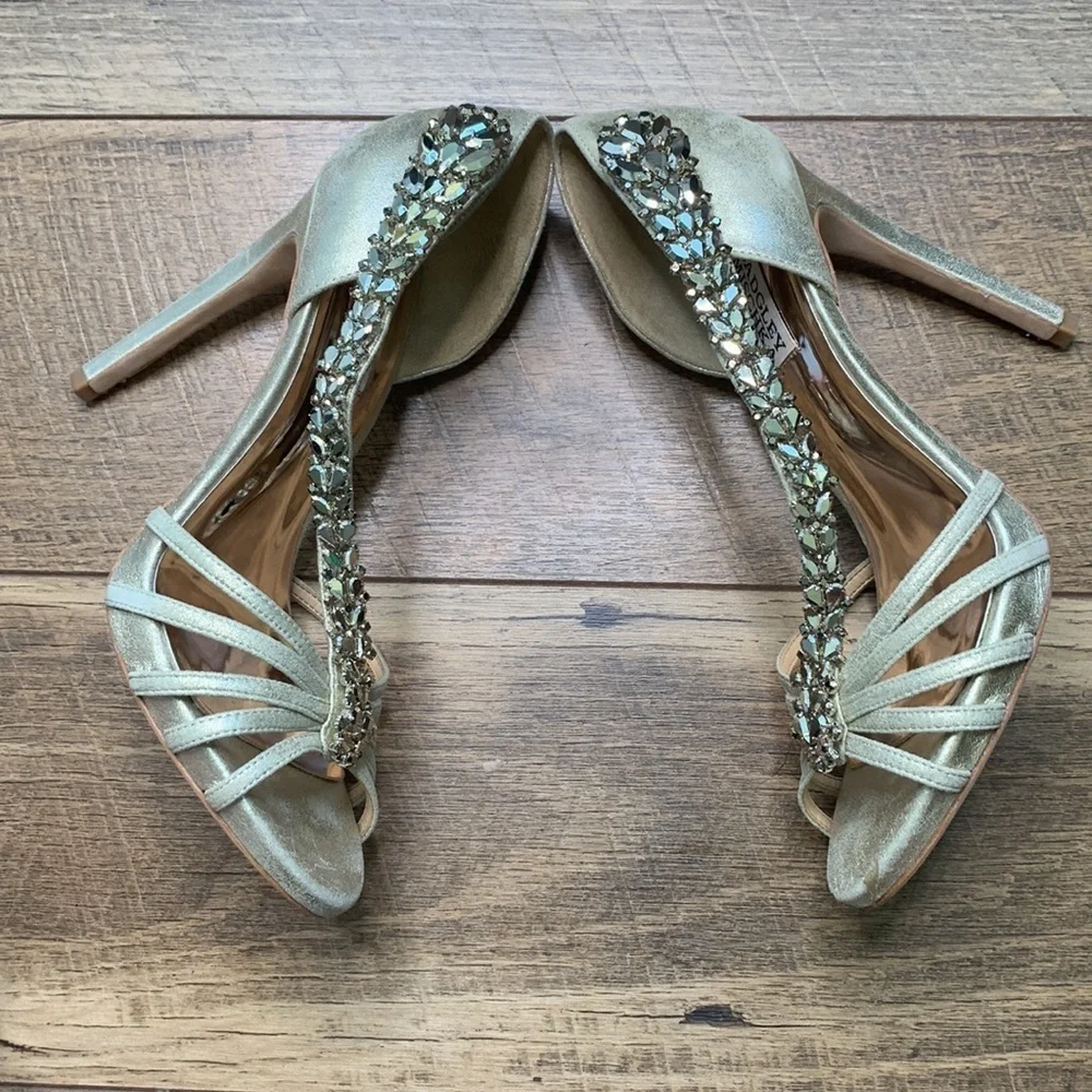 Badgley Mischka Sequins Wedding Silver Heels sz 7 1/2